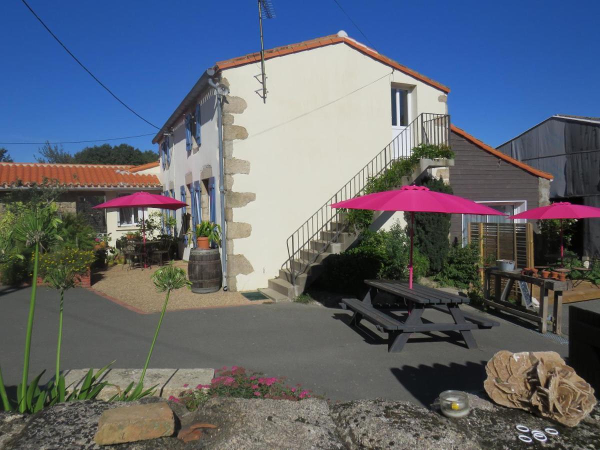 Domaine Des Fees Apartman La Gaubretiere Kültér fotó