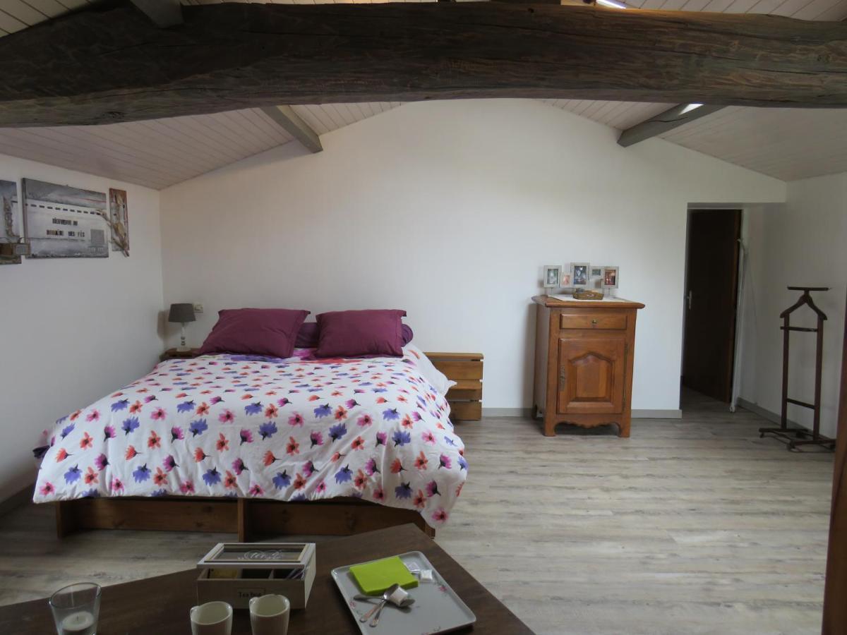 Domaine Des Fees Apartman La Gaubretiere Kültér fotó