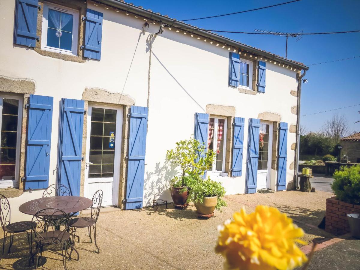 Domaine Des Fees Apartman La Gaubretiere Kültér fotó